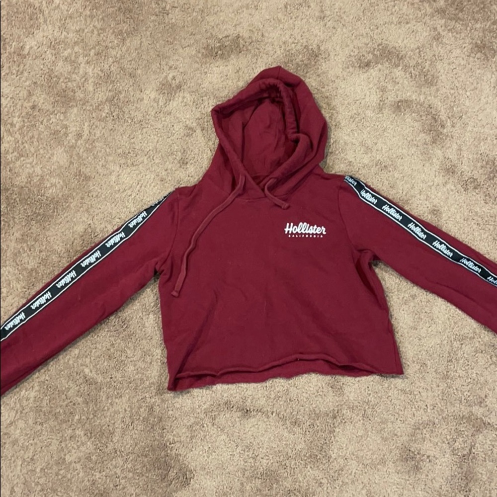 Hollister cropped sweatshirt